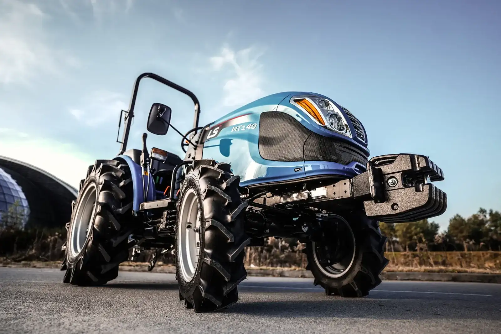 MT3.40 z pałąkiem ROPS