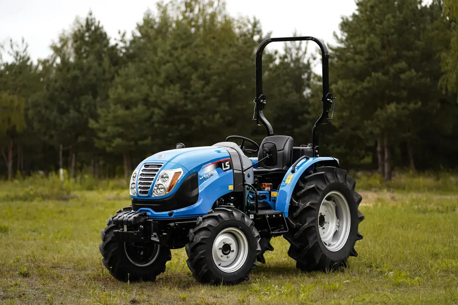 LS Tractor MT3.60 — zdjęcie główne LS Tractor MT3.60